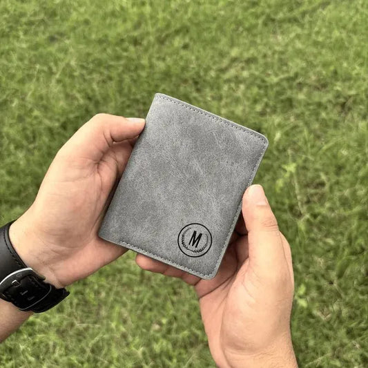 Men Leather Bi-Fold Wallet