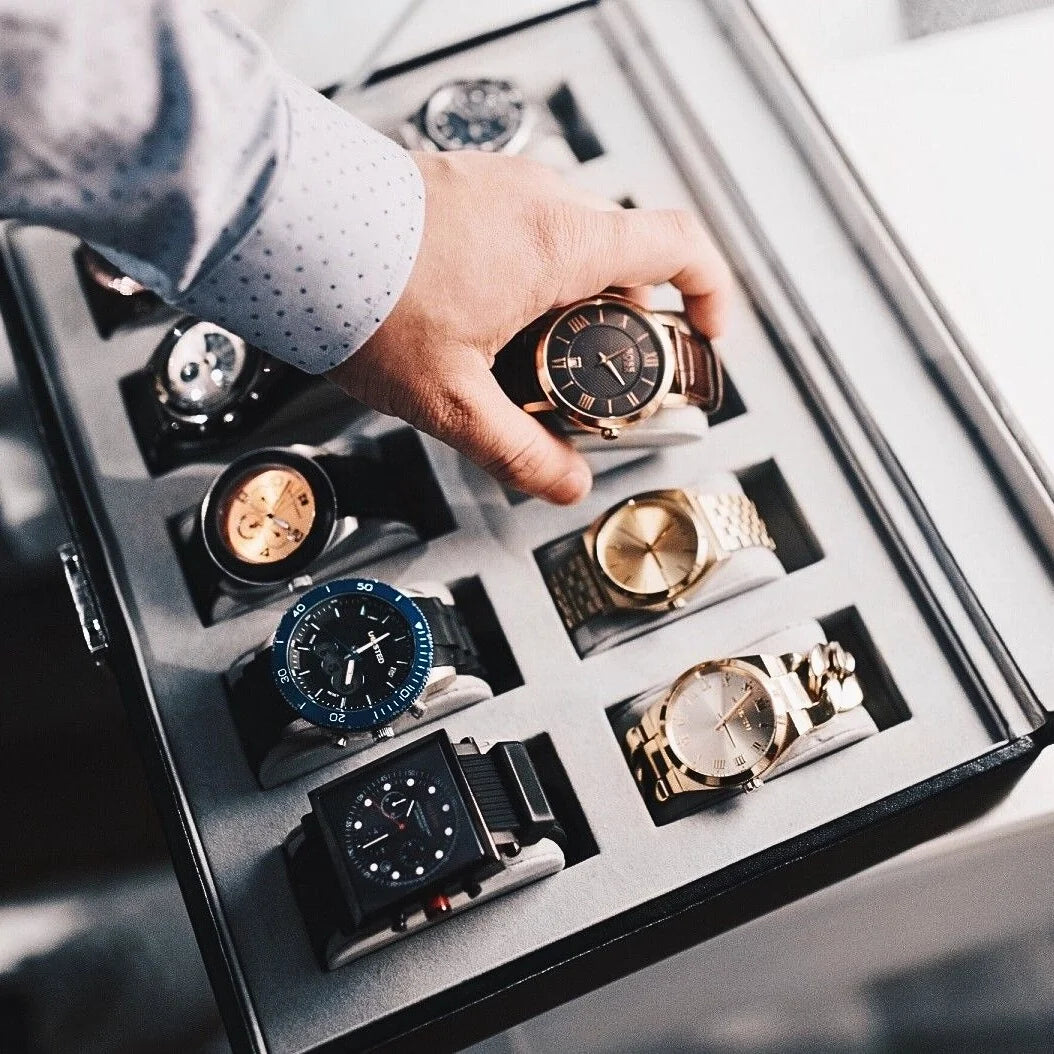 Watches & Smartwatches